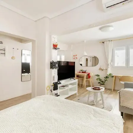 Apartment Lovely Small *