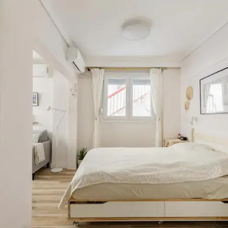 Lovely Small Apartment *