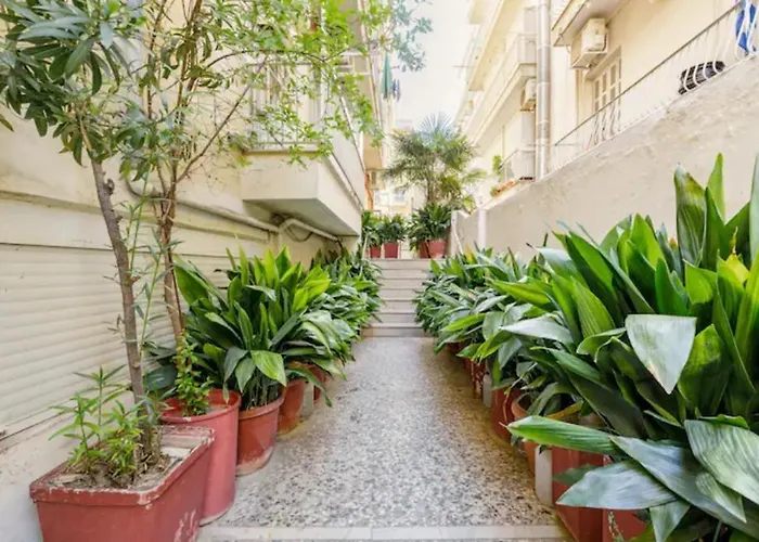 Lovely Small Tesalónica