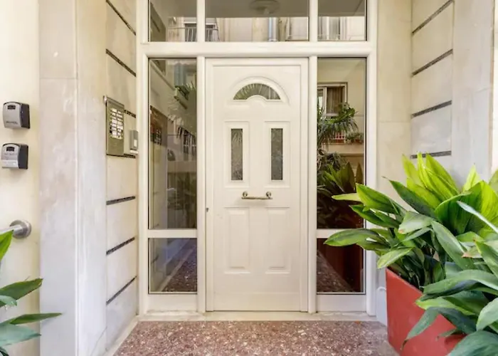 Апартаменты Lovely Small